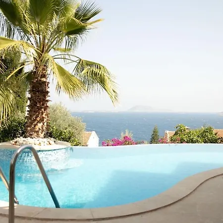 Limon, Cukurbag Peninsula-kas Villa *