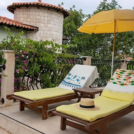 Limon, Cukurbag Peninsula-kas Villa Kas