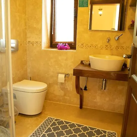 Limon, Cukurbag Peninsula-kas Villa *